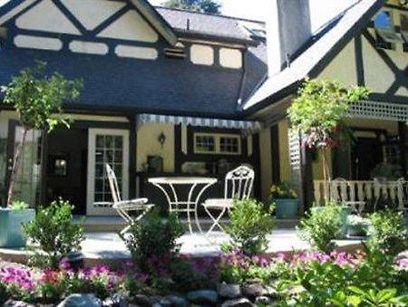 Markham House Hotel Суук Екстериор снимка